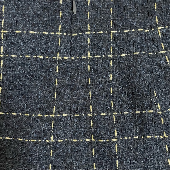 Forever 21 Navy and Metallic Gold Tweed Fully Lined Mini Skirt Sz. S - Picture 9 of 10